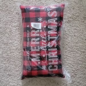 Red gingham Christmas pillow